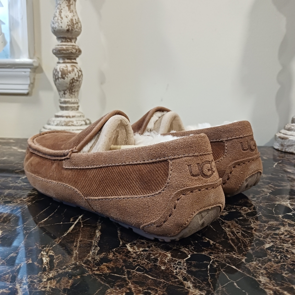 Ugg Ascot II Venetian Curdoroy Driver/Slippers Size 8 Men/9.5 Women - Picture 10 of 12